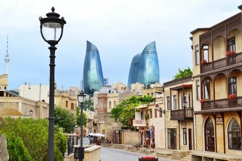 В честь кого названа столица баку