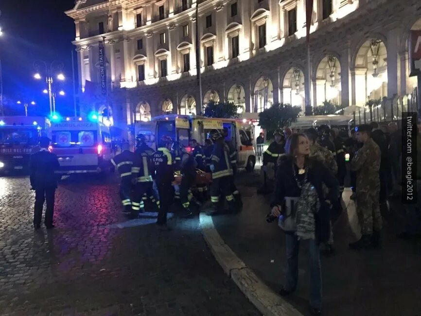 Рим метро футболисты цска. Рим пострадавшие. Болельщики цска в риме метро. Обвал эскалатора в московском метро. Рим пострадавшие.