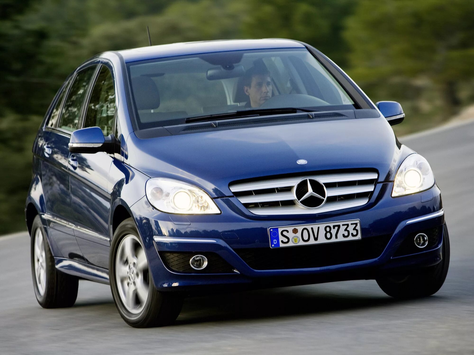 Купить мерседес w245. Mercedes Benz b class w245. Mercedes-Benz b 170. Mercedes-Benz b-klasse 2008. Mercedes-Benz w245 Рестайлинг.