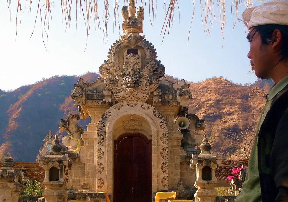 храмы острова бали. бали. остров 1000 храмов. храм пура танах лот остров бали индонезия. танах лот бали.