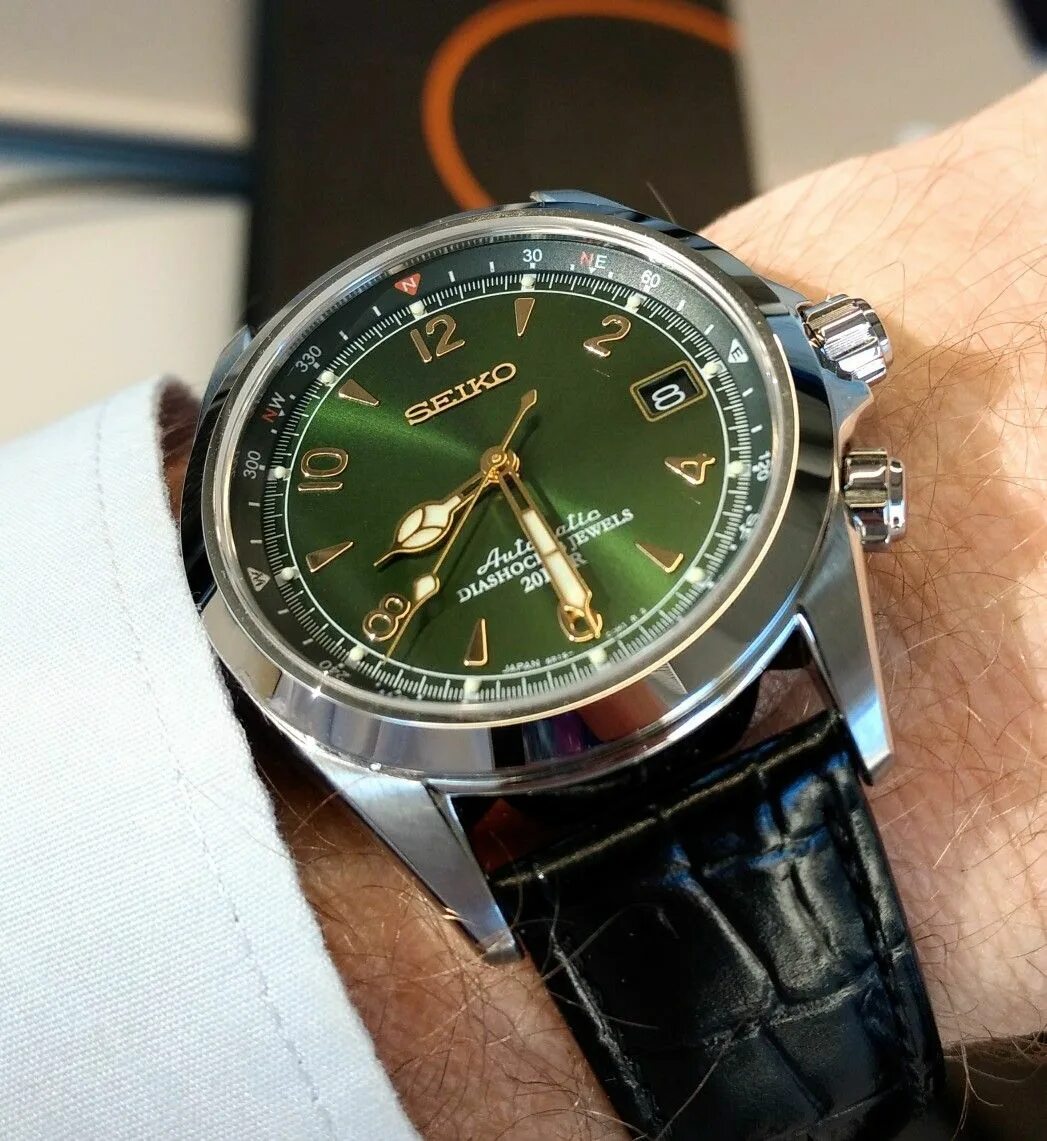 Ремешок для seiko alpinist. Зеленый альпинист. Зеленый альпинист. Seiko alpinist 2021 зеленые. Зеленый альпинист.