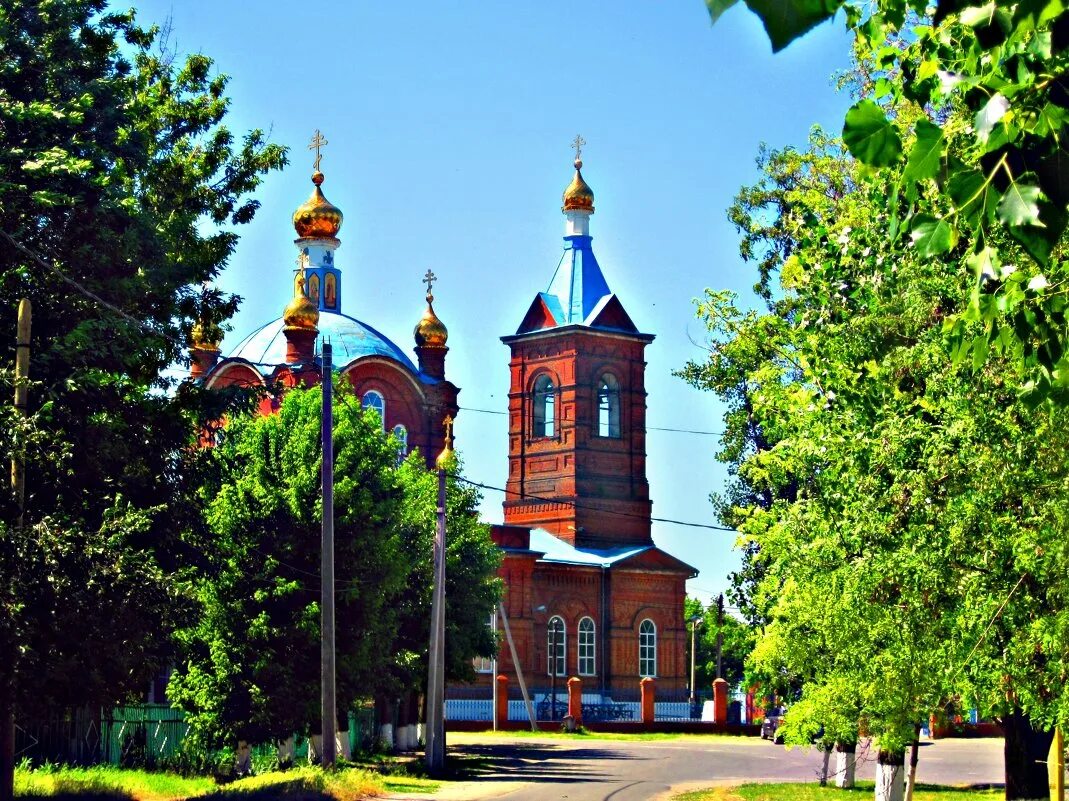 Константиновск село. Церковь в г Константиновске Ростовской области. Покровская Церковь Константиновск Ростовская область. Достопримечательности города Константиновска Ростовской области. Константиновск достопримечательности.