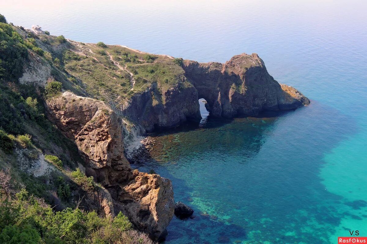 Гроты фиолент. Мыс фиолент грот дианы. Гроты фиолент. Мыс лермонтова грот дианы. Гроты фиолент.