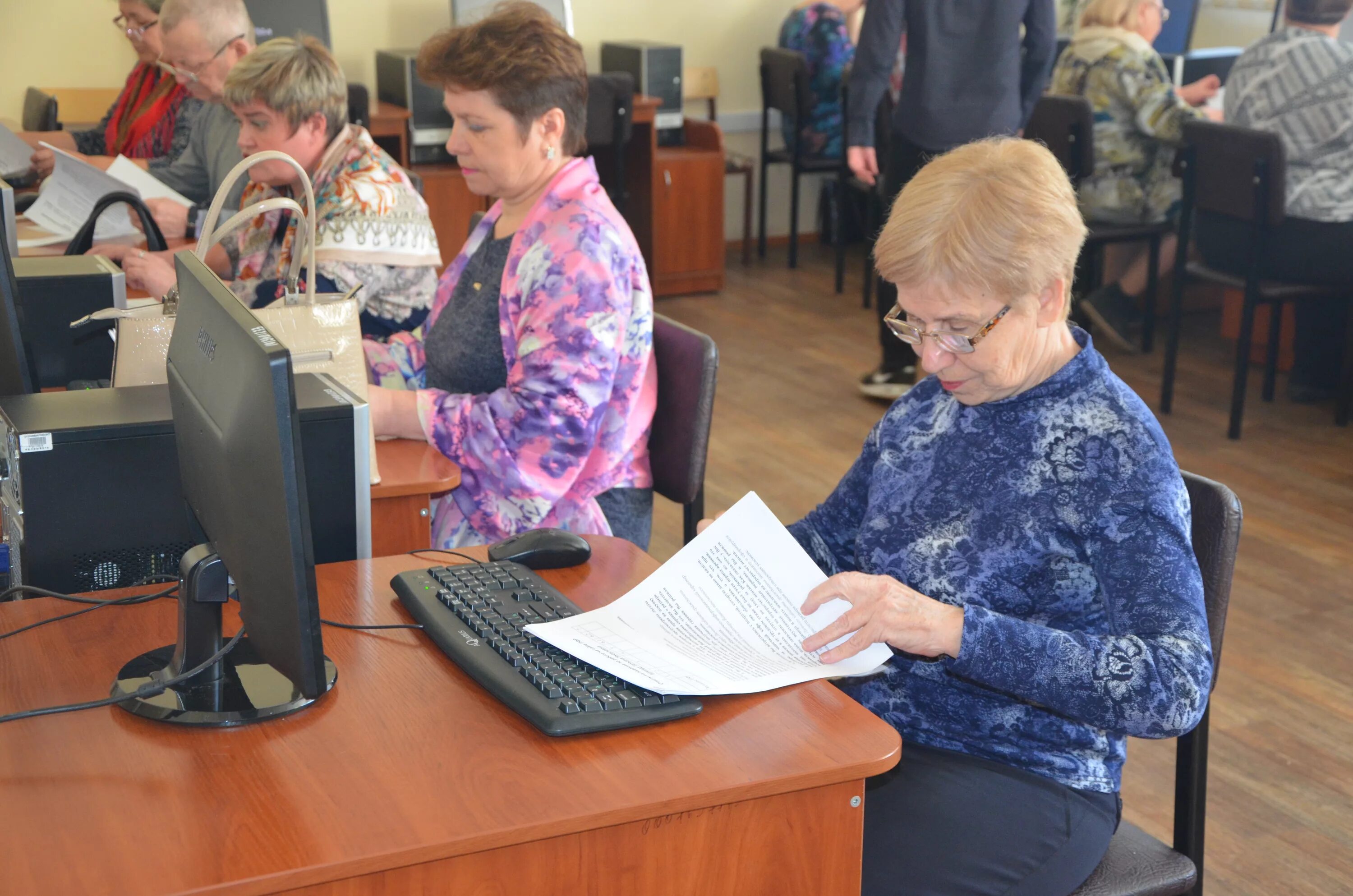 Новое предпенсионного возраста. Пенсионный фонд Киров ,Союз пенсионеров. Пенсионный фонд России старики. Новые профессии в Марий Эл. Пенсионный фонд новости для пенсионеров в 2022.