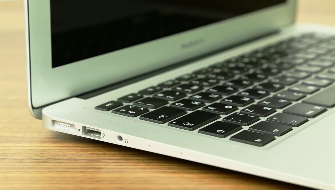 Macbook air 11 2014. Ноутбук мак фото. Macbook pro 2014 retina. Macbook air 13 2014. Эппл макбук эйр.