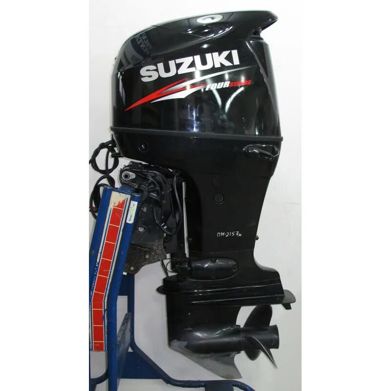 Купить лодочный мотор сузуки цена. Лодочный мотор Suzuki df140atl. Мотор Лодочный Suzuki df140. Suzuki 140 Лодочный мотор. Suzuki DF 140 мотор.
