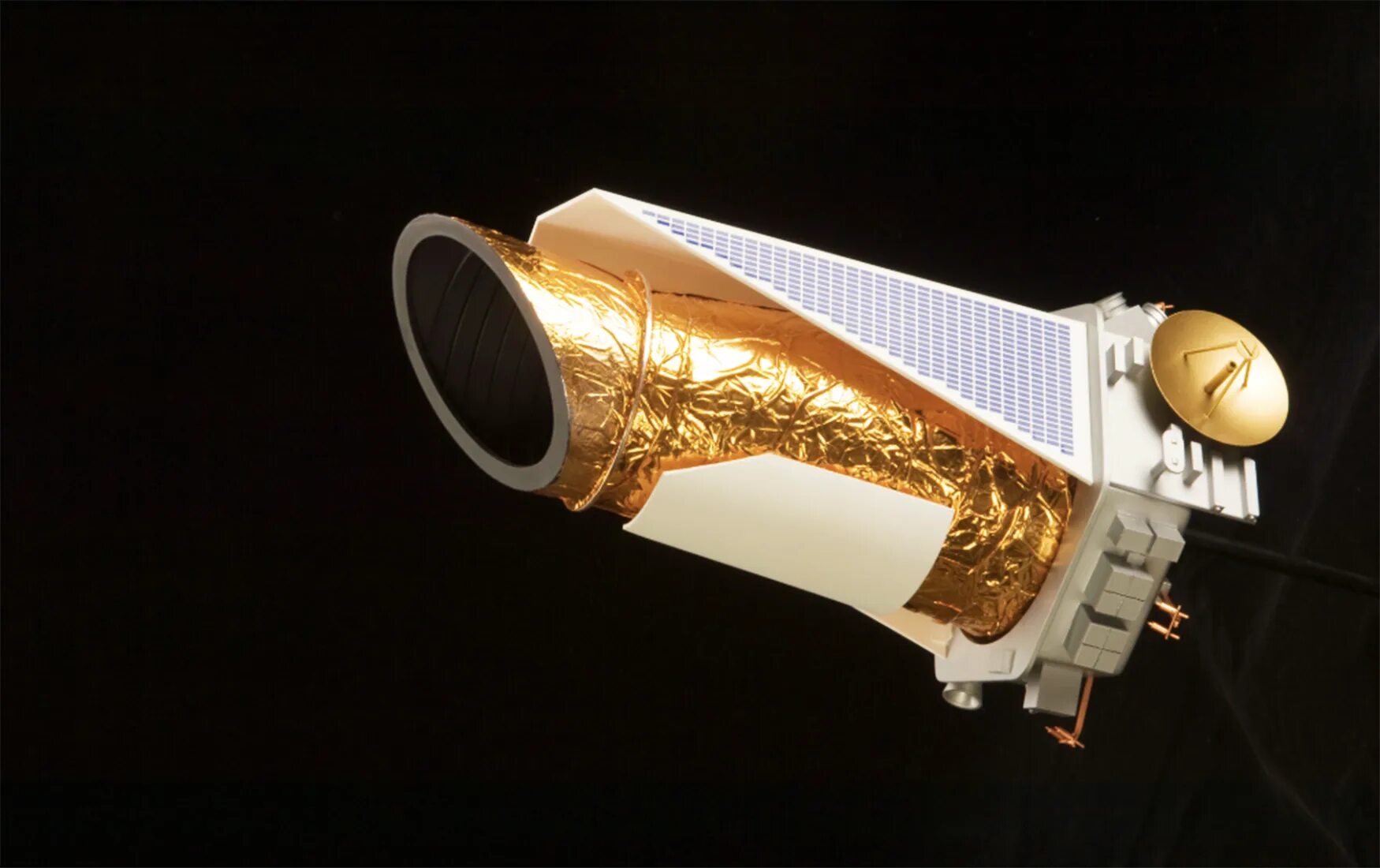 Kepler очки. Телескоп Кеплера. Кеплер космический аппарат. Спутник Кеплер. Каплер космический аппарат.