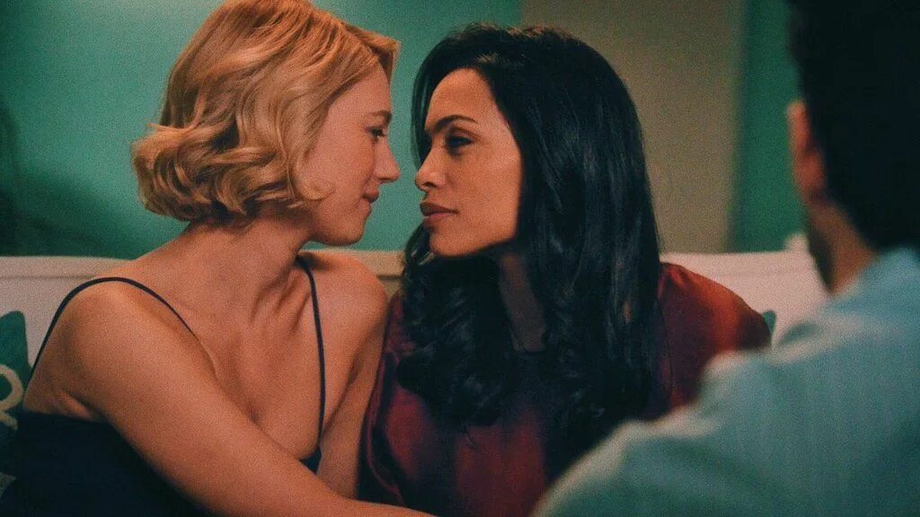 21 lesbian. Розарио Доусон (Rosario Dawson), Яэль Гробглас (Yael Grobglas) - девственница Джейн.... Девственница Джейн Джейн и Петра. Яэль Гробглас девственница.