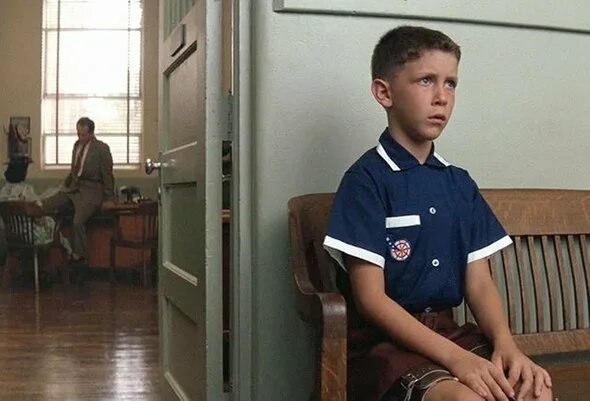 Несовершеннолетний мальчик. Дети школьники. Пацаны школа ребята. Подросток рассказывает историю. Юные мальчики видео школьники.