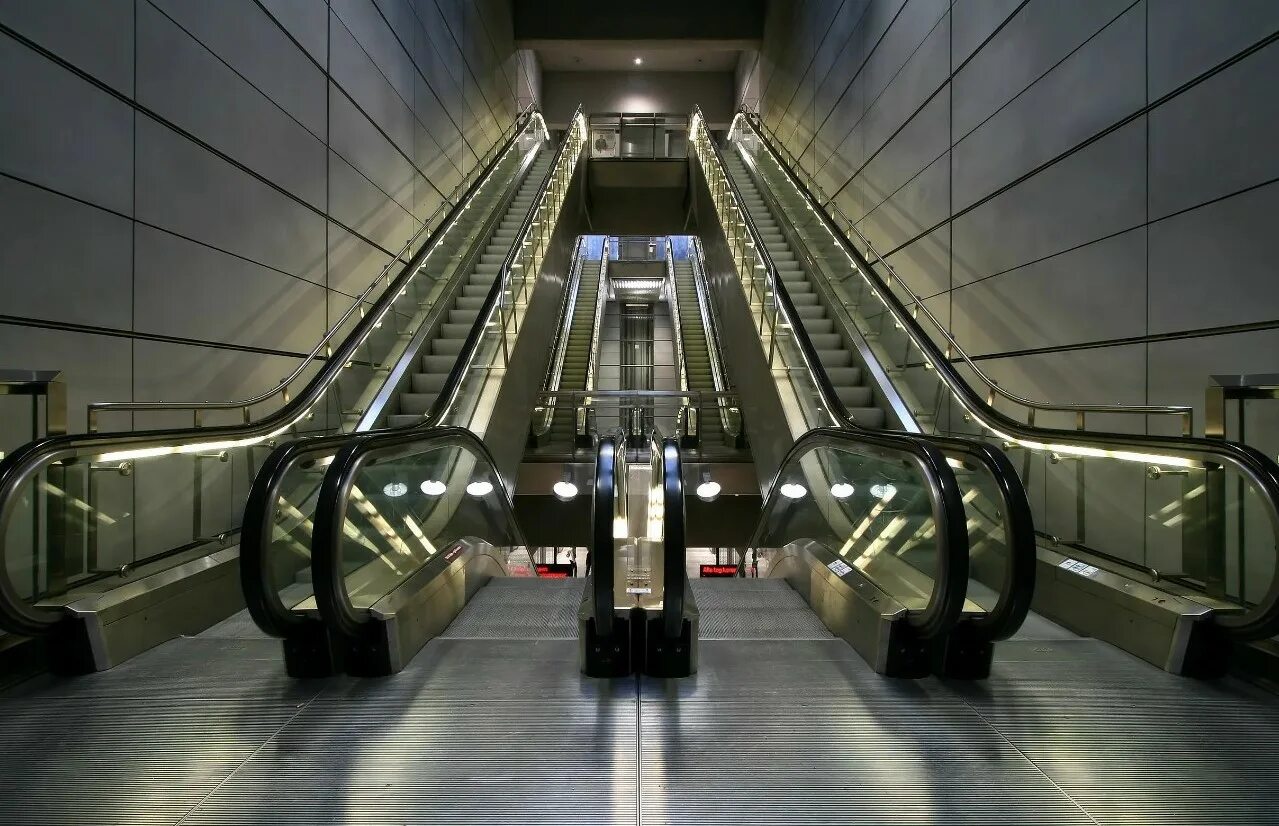 Zp2-300-lp11 вертикальный подъемник платформы для инвалидов. Лифты подъемные платформы и эскалаторы. Траволатор и эскалатор разница. Вертикальная платформа - подъемник для инвалидов veara fit. Подъемная платформа бк-325.