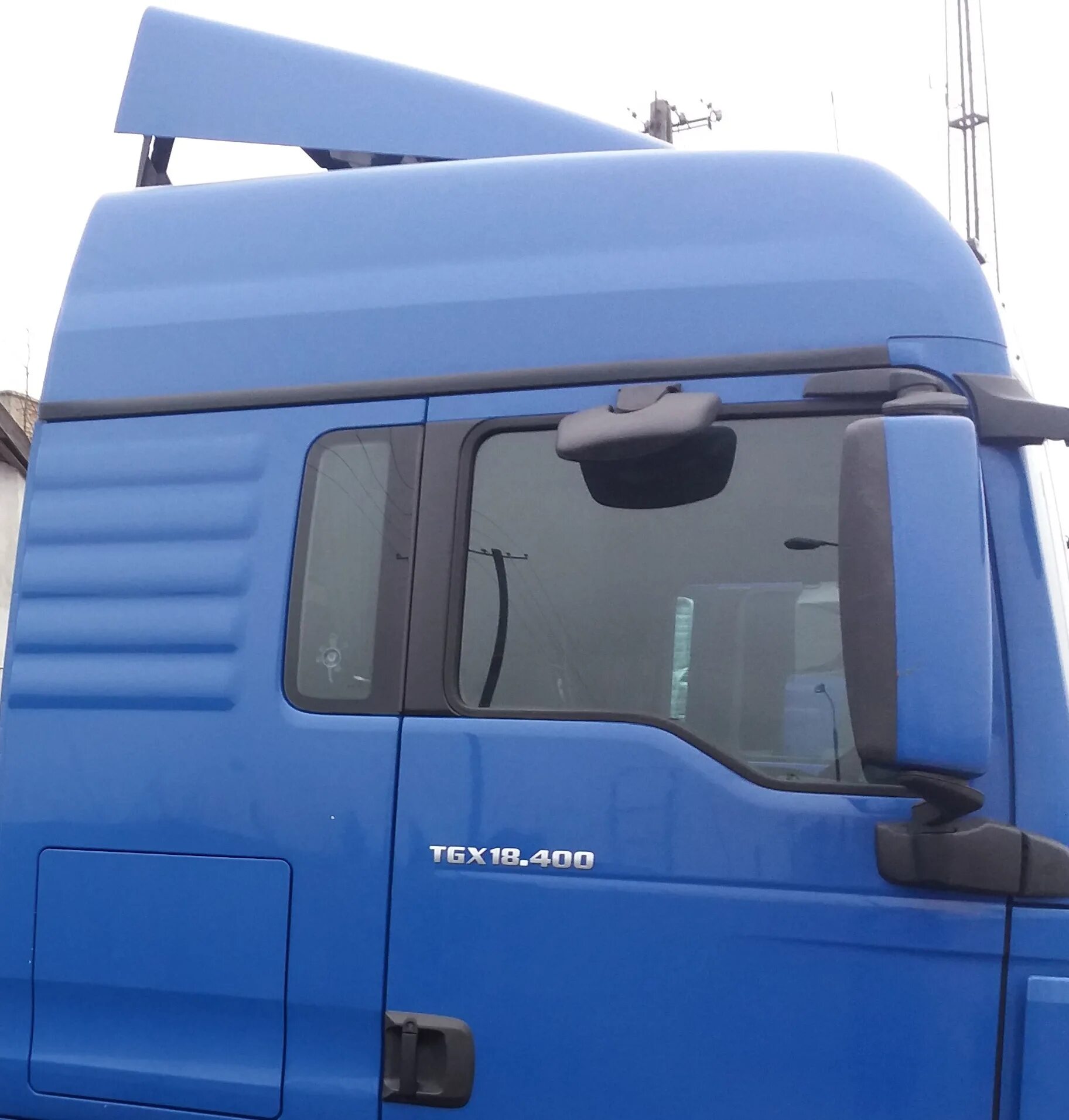 спойлер кабины ман тга. обтекатель для man. спойлер ман. спойлера man tga. боковой спойлер ман тгс.