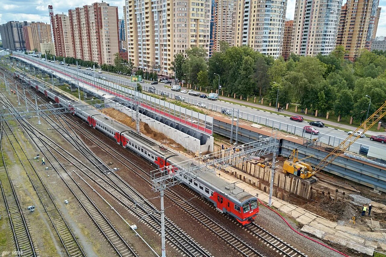 Городской железнодорожный сайт. Железная дорога станция Железнодорожная Балашиха. Ж/Д эстакада Реутово-Балашиха. Город Железнодорожный Балашиха. Эстакада Железнодорожный Балашиха.