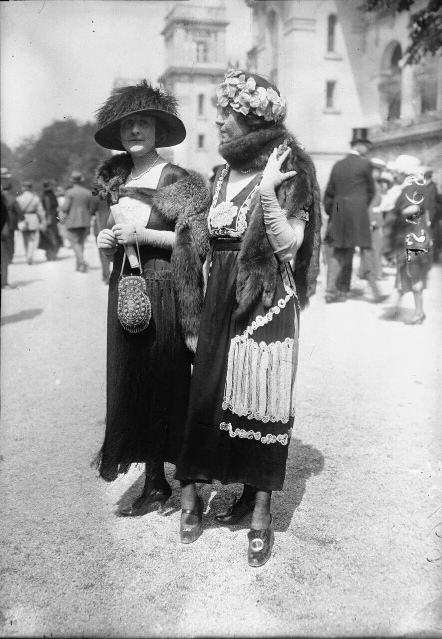 Стиль 1910-х. Мода 1910-1920 чехия. Ретро испанки. Ретро испанки. Ретро испанки.