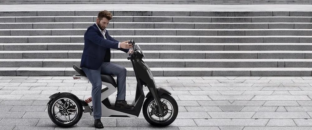 Как работает электроскутер. Zapp i300. электроскутер e-scooter tx-b10 8.5 inch white. электроскутер 2025 года. электроскутер с хорошим запасом хода.