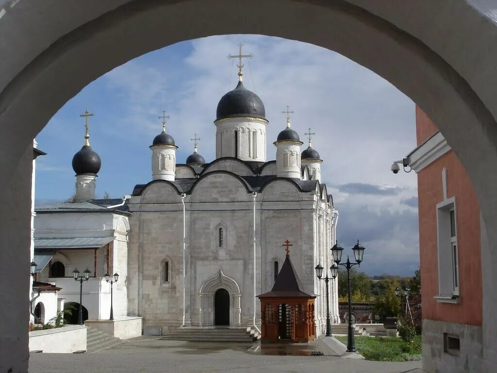 Введенский Владычный женский монастырь. Владычный монастырь в Серпухове. Введенский монастырь Серпухов. Серпухов Введенский Владычный монастырь иконы. Владычный монастырь серпухов сайт