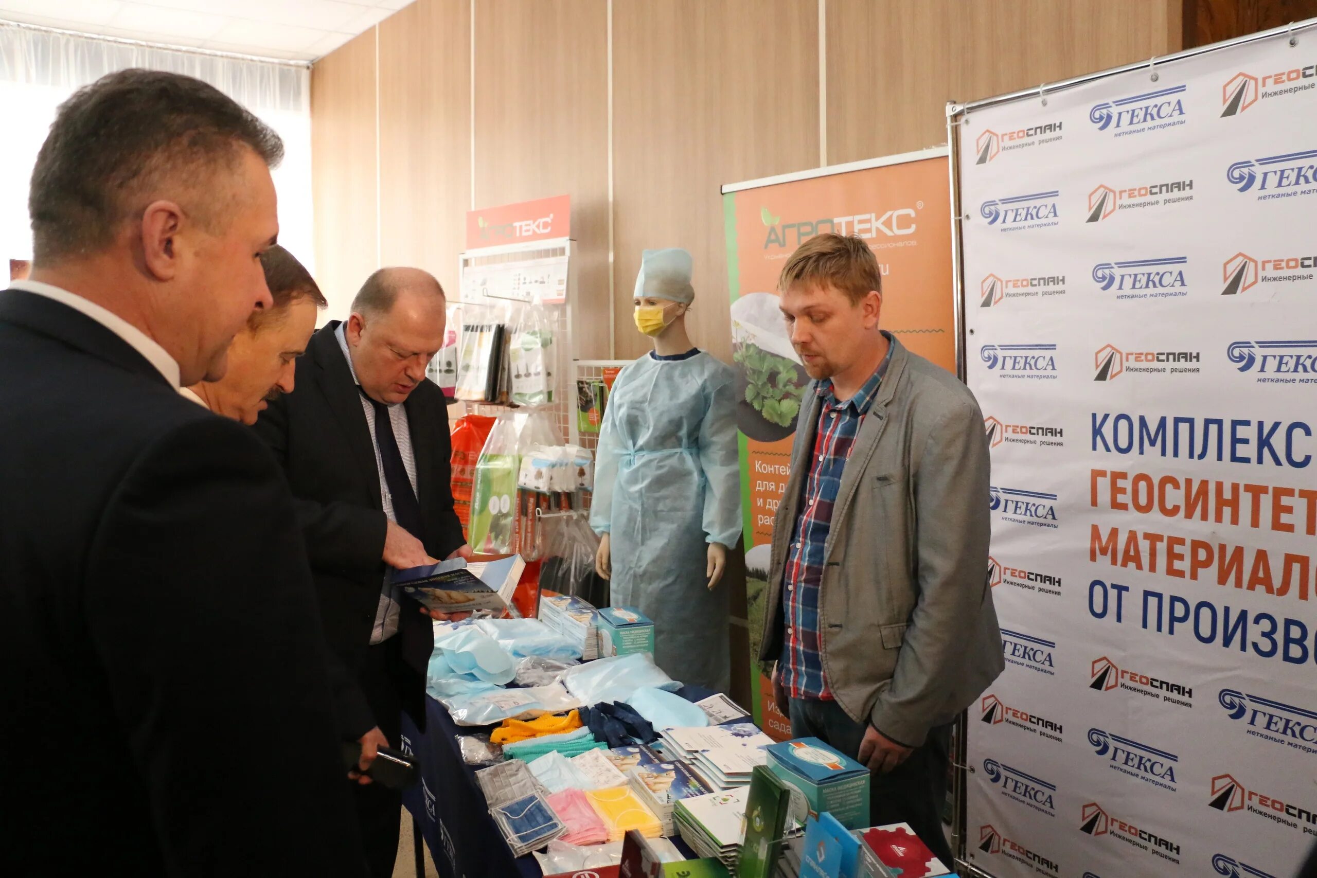 торопец мебельная фабрика. торопец ремонт и благоустройство. бриж александр григорьевич. фабрика феликс торопец. торопец мебельная фабрика.