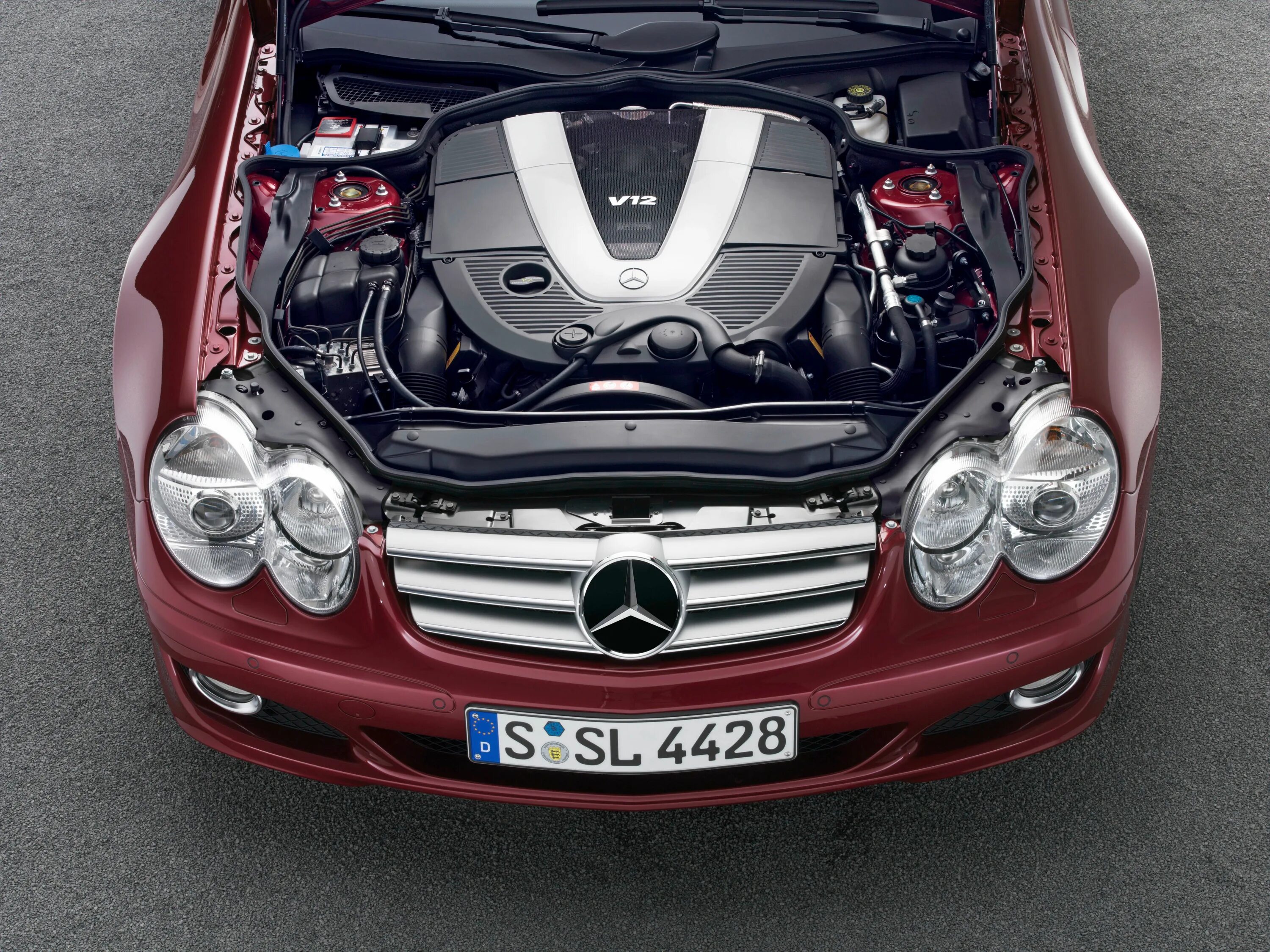 Mercedes c63 amg 2014. Мерседес амг e63 s. Mercedes amg gt двухдверный. Мерседес лошадиных сил. Мерседес gt amg cabriolet.