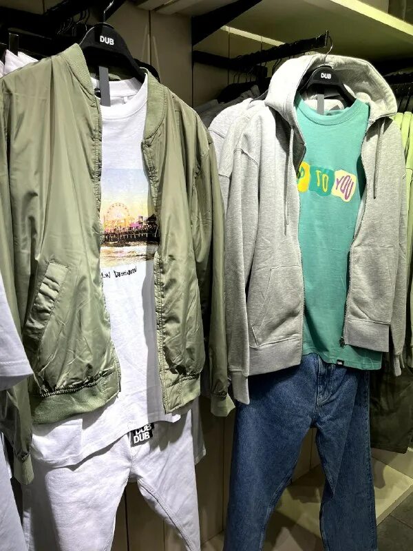 Популярные логотипы. Dub какой бренд был раньше. Фирм. Nestle дочерние компании. Юнилевер бренды.