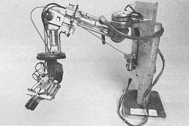 Робот Rancho Arm (1963). Автоматический электромеханический манипулятор Хэнди Мэн. Stanford Arm робот. Джордж Девол рука манипулятор. Первые прототипы роботов