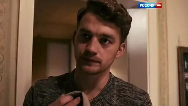 Миллиардер притворяется бедным. Миллионер притворился сантехником. Миллиардер притворяется бедным таксистом. Притворился нищим миллионер. Миллионер притворился сантехником.