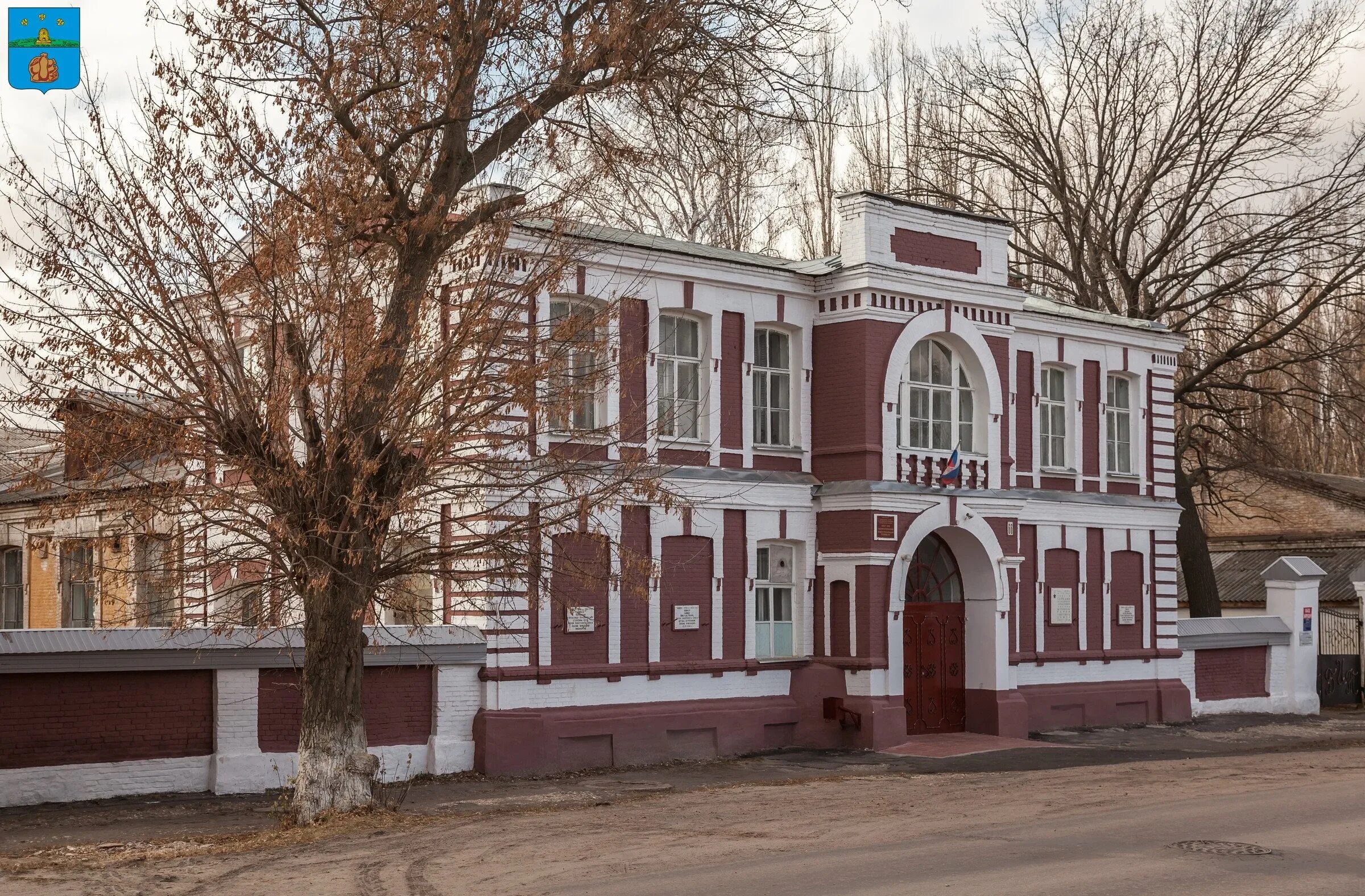 Сайт борисоглебска воронежской. Архитектура города Борисоглебска Воронежской. Борисоглебск Воронежская краеведческий музей. Техническое железнодорожное училище Борисоглебск. Архитектура Борисоглебска Воронежской области.