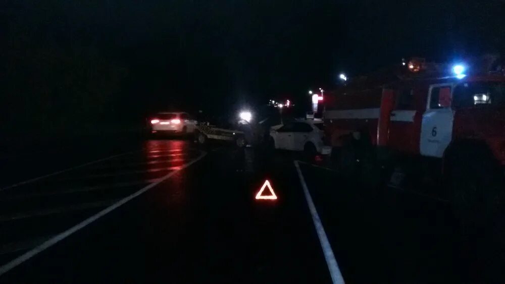 Поезд томск асино. Сатору намбака. Сатору годжо вышивка. 2031 прибыл годжу. Томск 2 асино электричка.