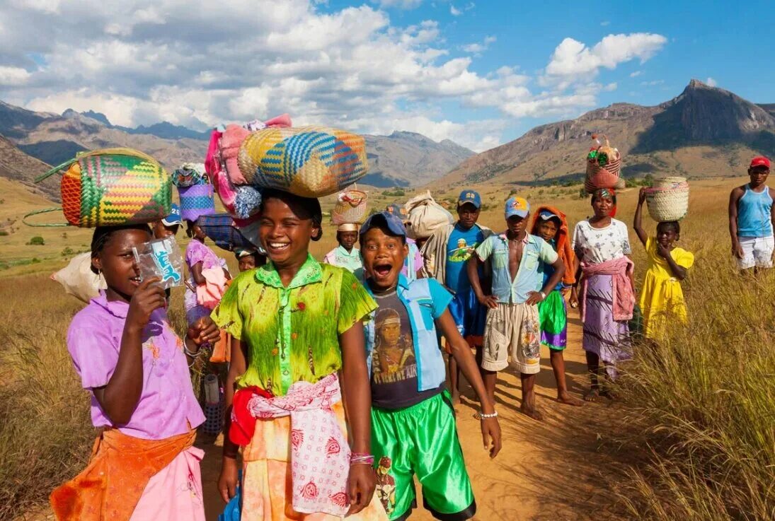 Народ без страны. Малагасийцы народ Африки. Население Мадагаскара малагасийцы. Мальгаши народ Африки. Жители Мадагаскара малагасийцы.
