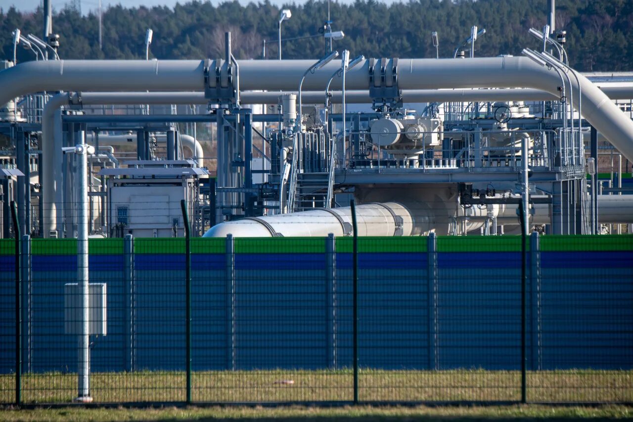 Трубопровод северный поток 2. Северный поток 2 фото. Блинкен северный поток. Поток 2 0. Газовая труба северный поток 2.