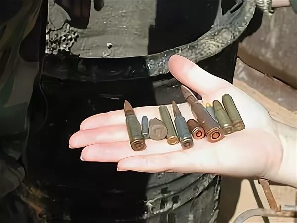 Боевые патроны. Стрельба шариками из охолощенного оружия. Патроны в бочке. Травматический автомат патрон. Стрельба боевыми патронами.