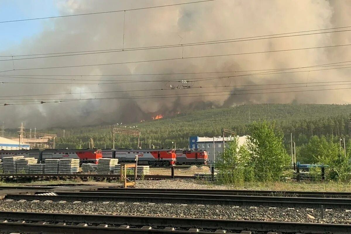 Таксимо площадь. Таксимо республика бурятия. пожар в таксимо. лесные пожары. таксимо картинки.