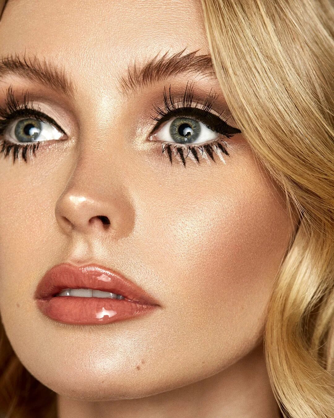 Pink Cut Crease Eye Makeup Tutorial - YouTube