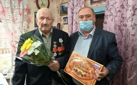 Чествование ветеранов вов открытки. Поздравление тружеников тыла с 9 мая в прозе. Благодарность труженикам тыла. Поздравляет тружеников. Поздравляет тружеников.