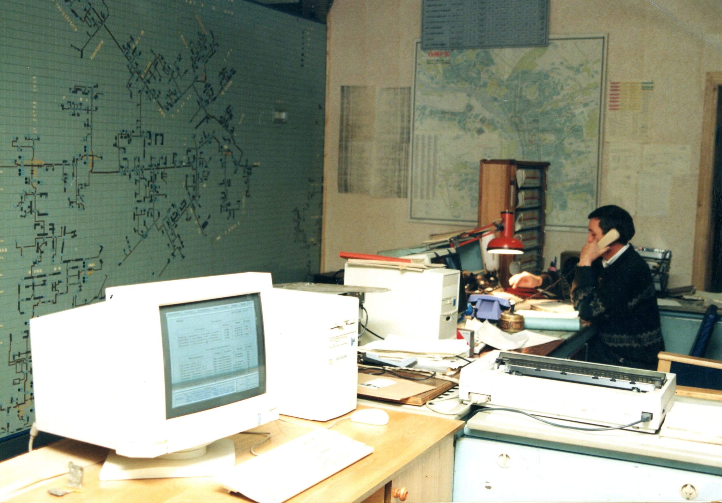 контрольно-диспетчерский пункт аэропорта атланты. диспетчерская омск. омск номер. диспетчер на электроподстанции. диспетчерская омск.