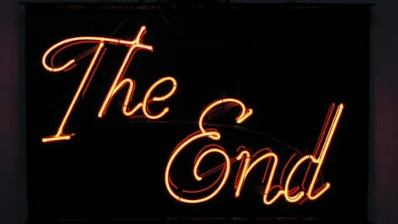 The end john. Конец неон. Конец Эстетика. Надпись конец. Спасибо за внимание неон.