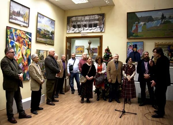 райниса. выставочные залы росизо петроверигский, 4 стр. выставочный зал пересветов переулок. выставка на беговой зал мосх. измайловская галерея экспозиция.