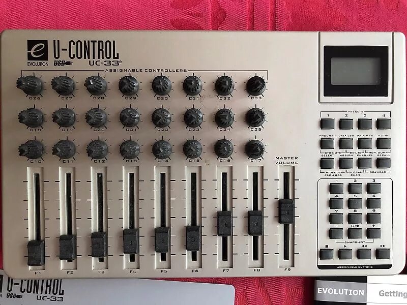 Midi e. Midi контроллер evolution u-control uc-33e. m-audio u-control uc33. контроллер yamaha evolution. ts mega midi controller.