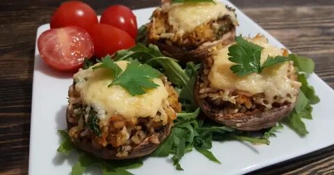 Горячее с грибами в духовке