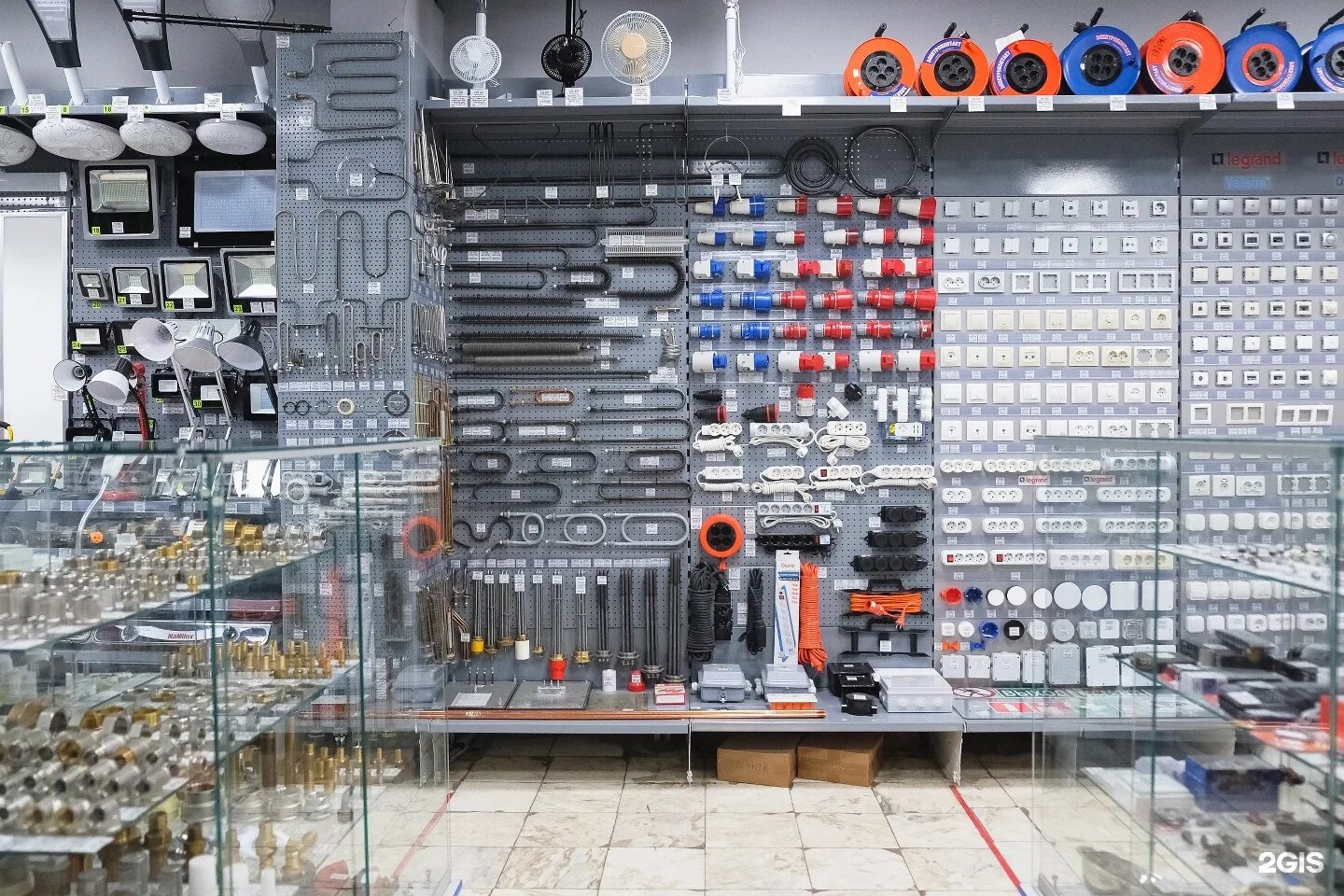 вираж красноярск магазины сантехника. вираж красноярск электроинструмент. вираж магазин краснодар мачуги 174. вираж магазин краснодар. магазин вираж красноярск королева.