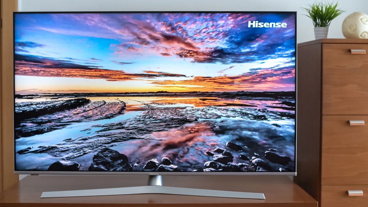 Hisense 55a85k. 50a63 Hisense. Hisense телевизоры 58 дюймов. Hisense 65u8hq. Hisense 65" 65u7hq.