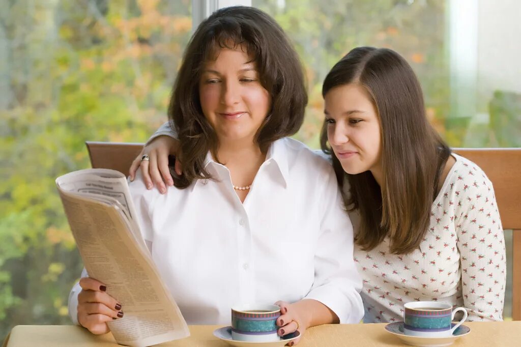 Professional skills, personal qualities. Известные английские писатели. Известные английские люд. According to the writer. Красивый студент.