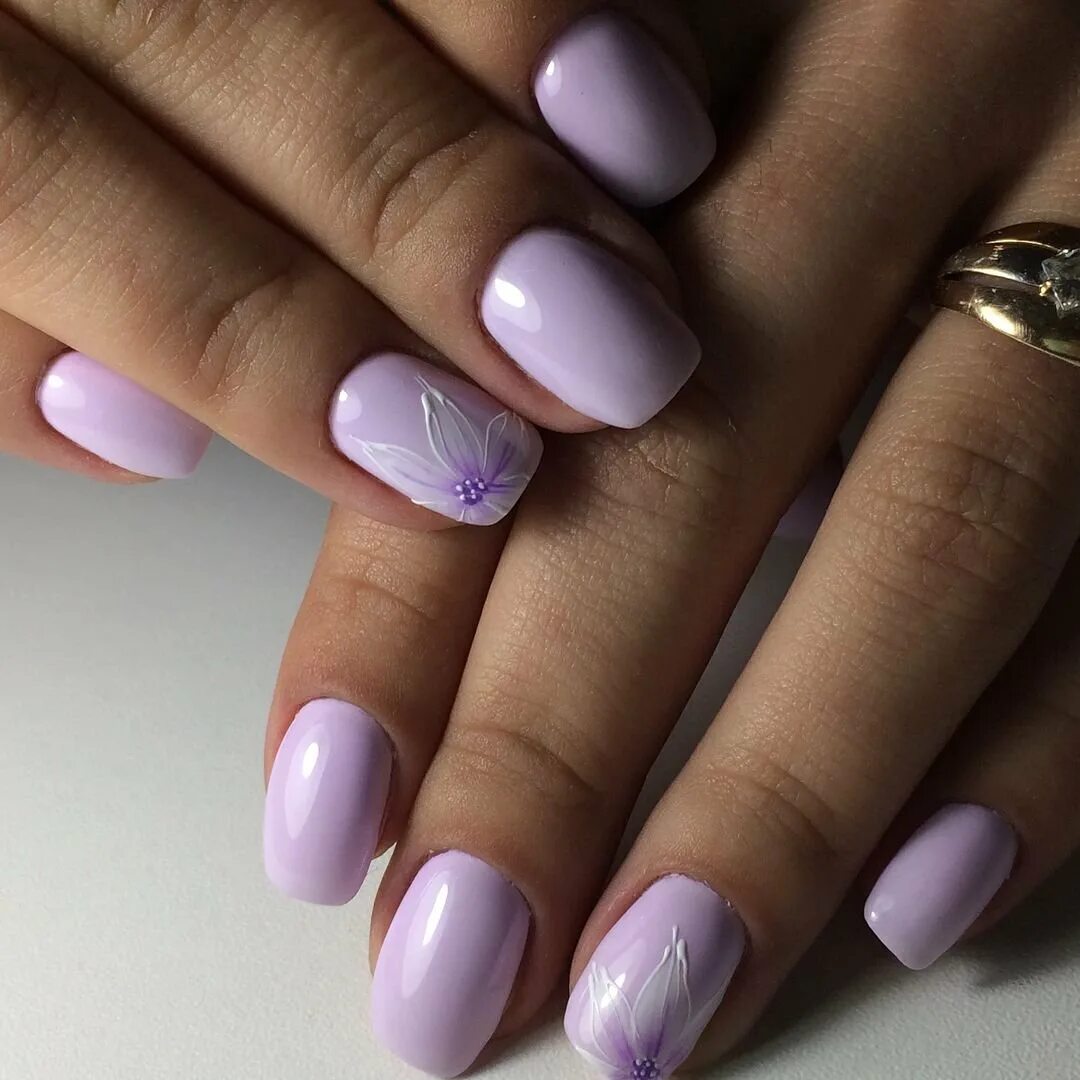 ногти 2024 нежные цвета. розовые ногти. лавандовый маникюр. ногти 2024 нежные цвета. розовый френч 2023 на миндаль.