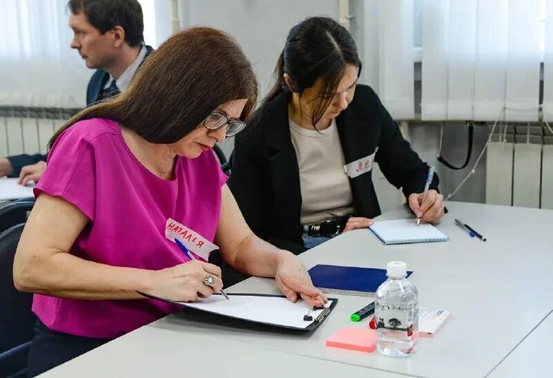 комитет по труду правительства хабаровского края. комитет по труду правительства хабаровского края. комитет по труду правительства хабаровского края. виноградов константин иванович хабаровск биография. правительство хабаровского края лица.