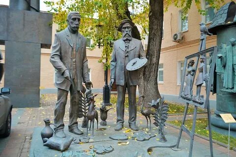 Скульптурном памятнике москвы