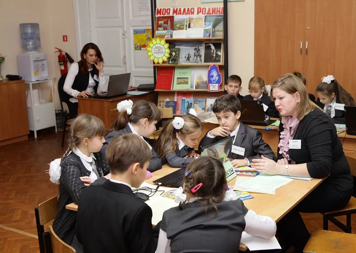 тореза. анастасия андреевна школа 3. 26 школа буньково учителя начальных классов. школа 26 начальная школа. школа 26 калининград.