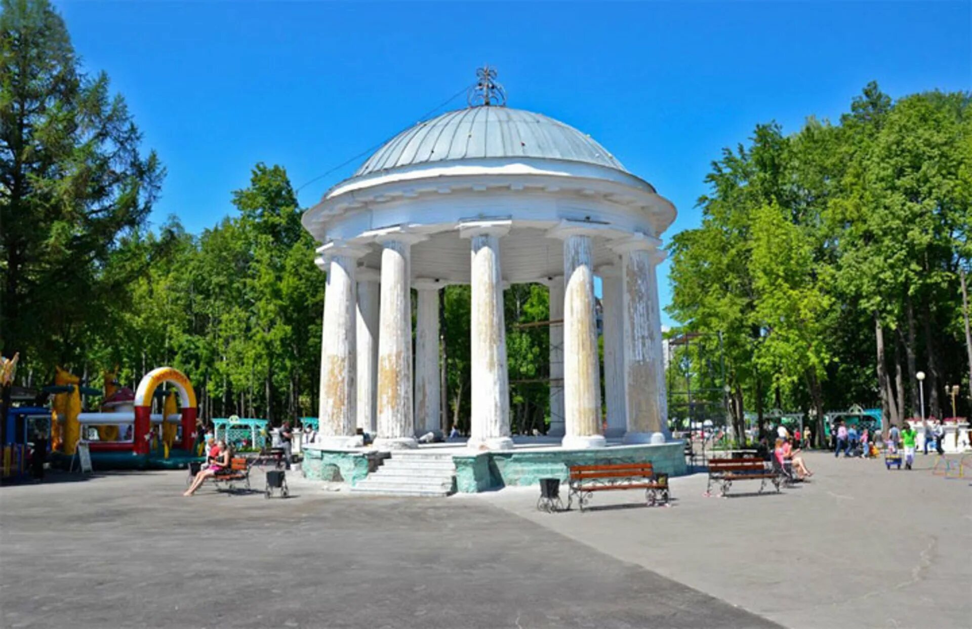 Ладья пермь. Ротонда Пермь. Достопримечательности Перми Ротонда. Ротонда в парке Горького Пермь. Пермь достопримечательности города памятники.