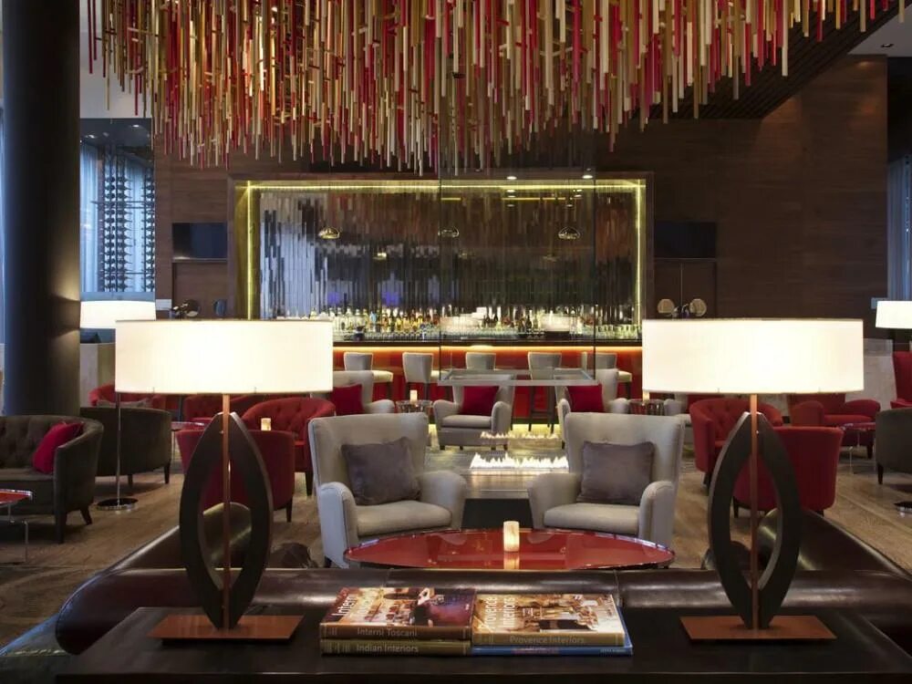 Хилтон отель москва ленинградское шоссе. Дабл три бай хилтон москва ленинградское шоссе. Даблтри хилтон. Даблтри бай хилтон ленинградское шоссе. Дабл три бай хилтон марина москва.