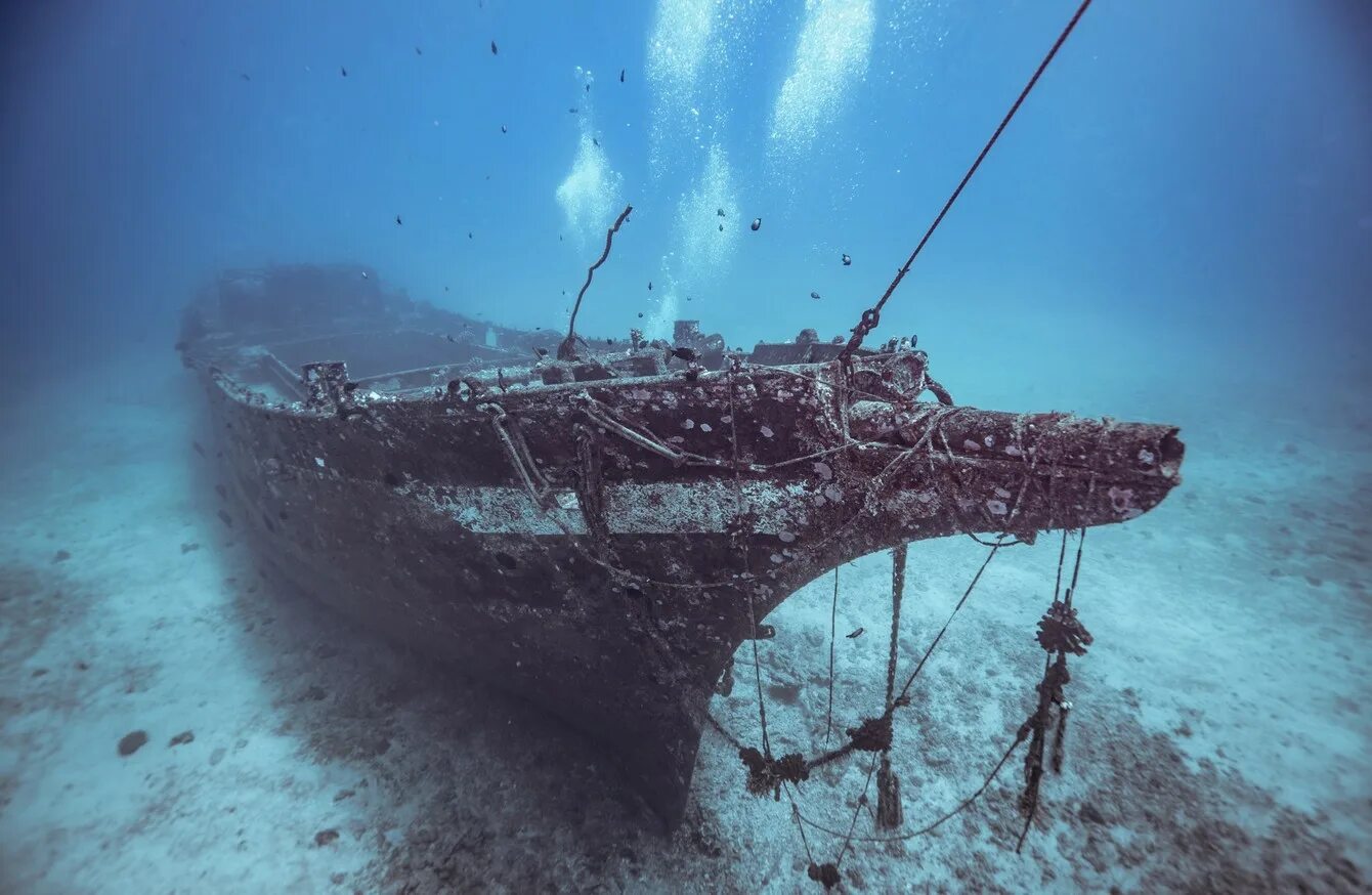 Испанские галеоны затонувшие. Затонувший испанский Галеон Сан Хосе. Затонувшие корабли 17-18 века в Балтийском море. Затонувший корабль «Джонстон». Корабли лежащие на дне