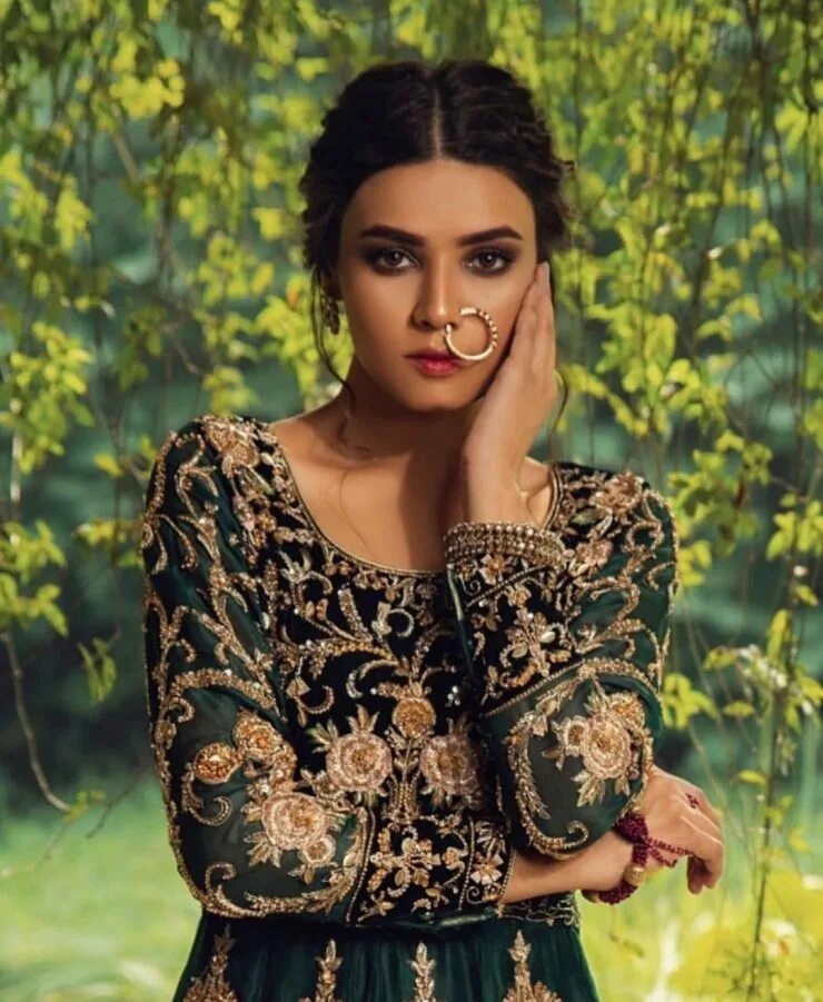 Киноактриса пакистан. Alizeh shah (ализэ шах). Pakistani actresses mahira khan. Сехар хан пакистанская актриса. Самые красивые актрисы пакистана.