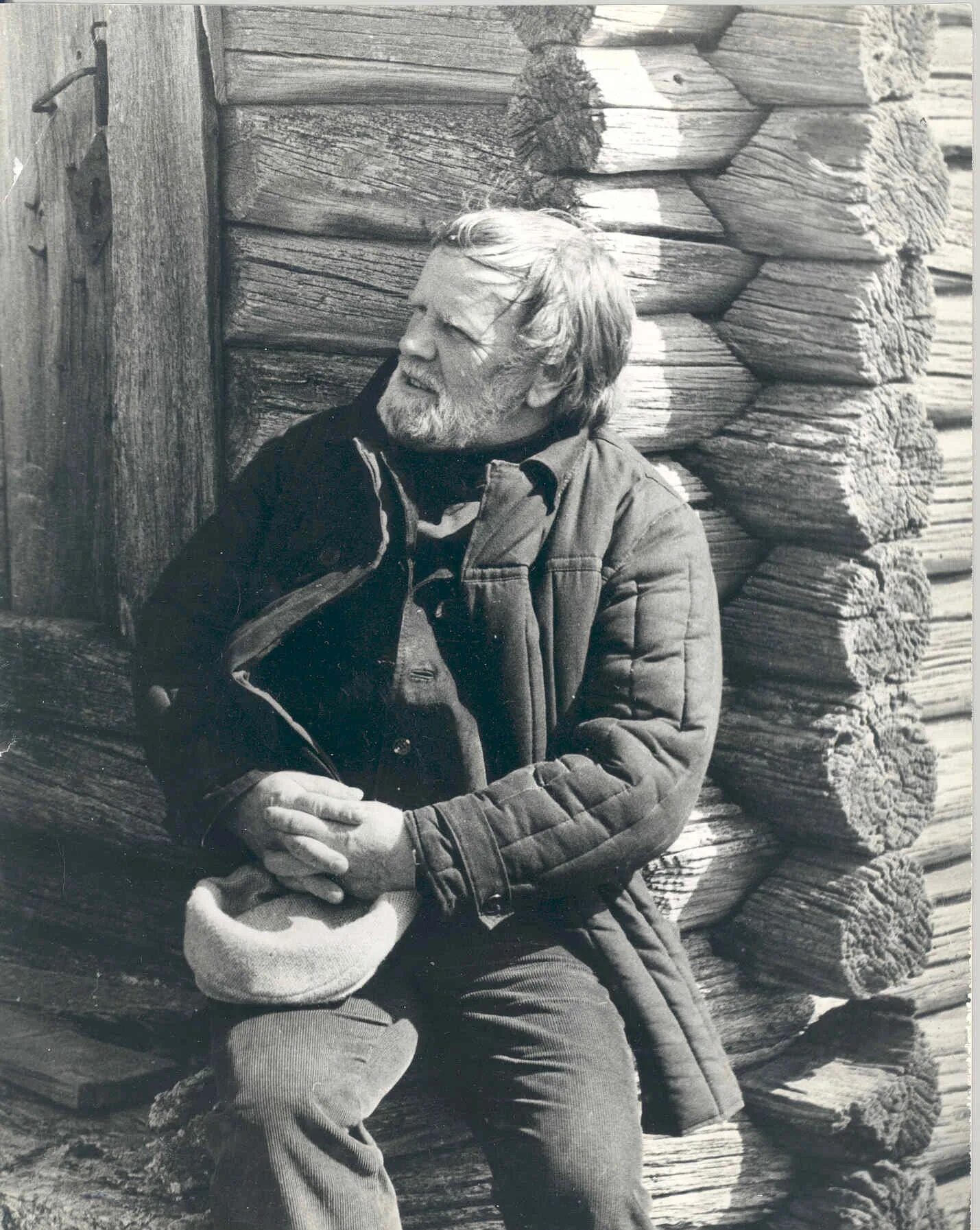 Писатель в деревне. Белов василий иванович. василий иванович белов (1932). белов василий иванович писатель. белов вологда писатель.