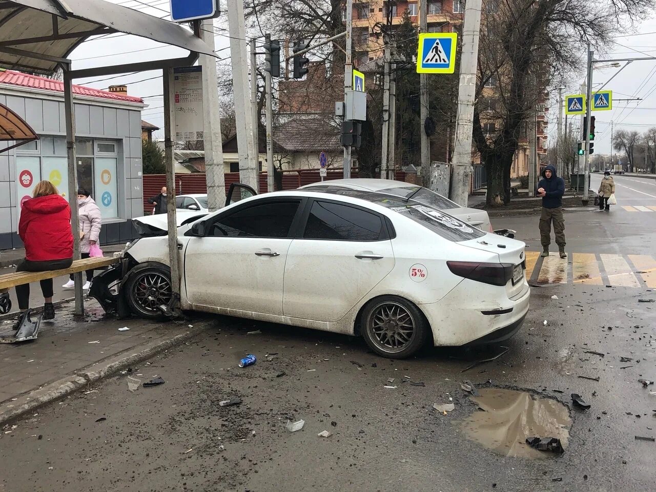 Давление в ростове на дону сегодня. Авария в Ростов на донв. Авария на портовой в Ростове вчера.